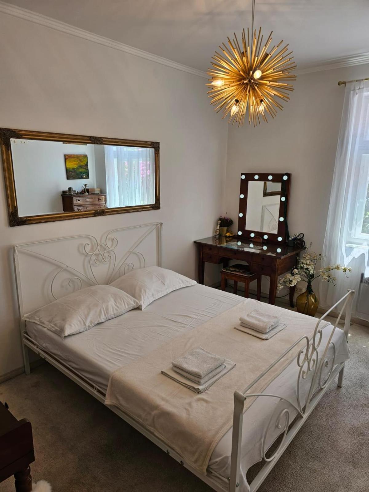 Db Interiors Appartement Split Buitenkant foto